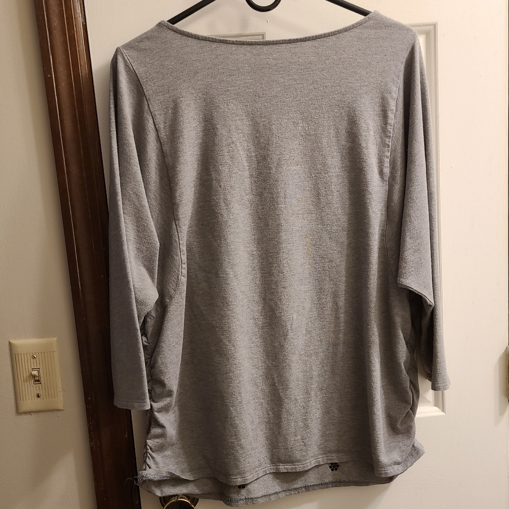 Top - Picture 2 of 5